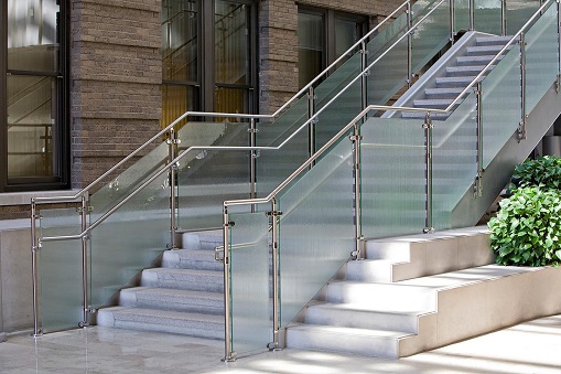 Residential Glass Stair Railing
